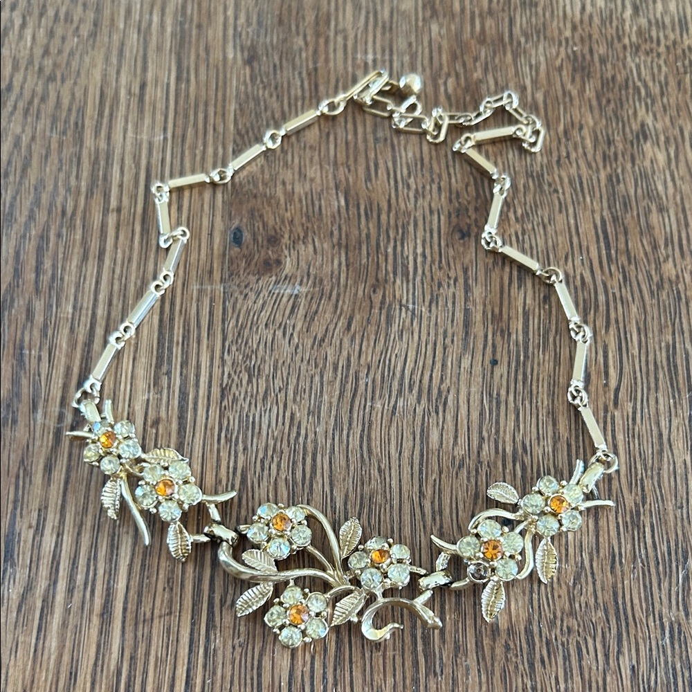Vintage Cora Floral Necklace
